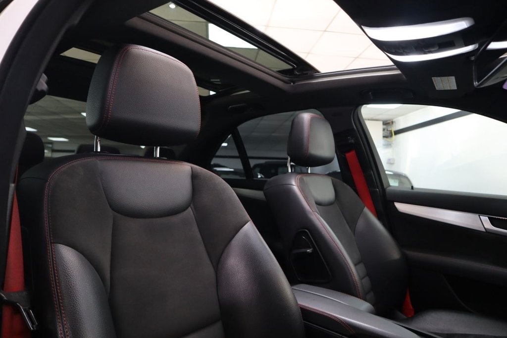 Used Mercedes-Benz C Class 2012 for sale - 77161574: Photo 4