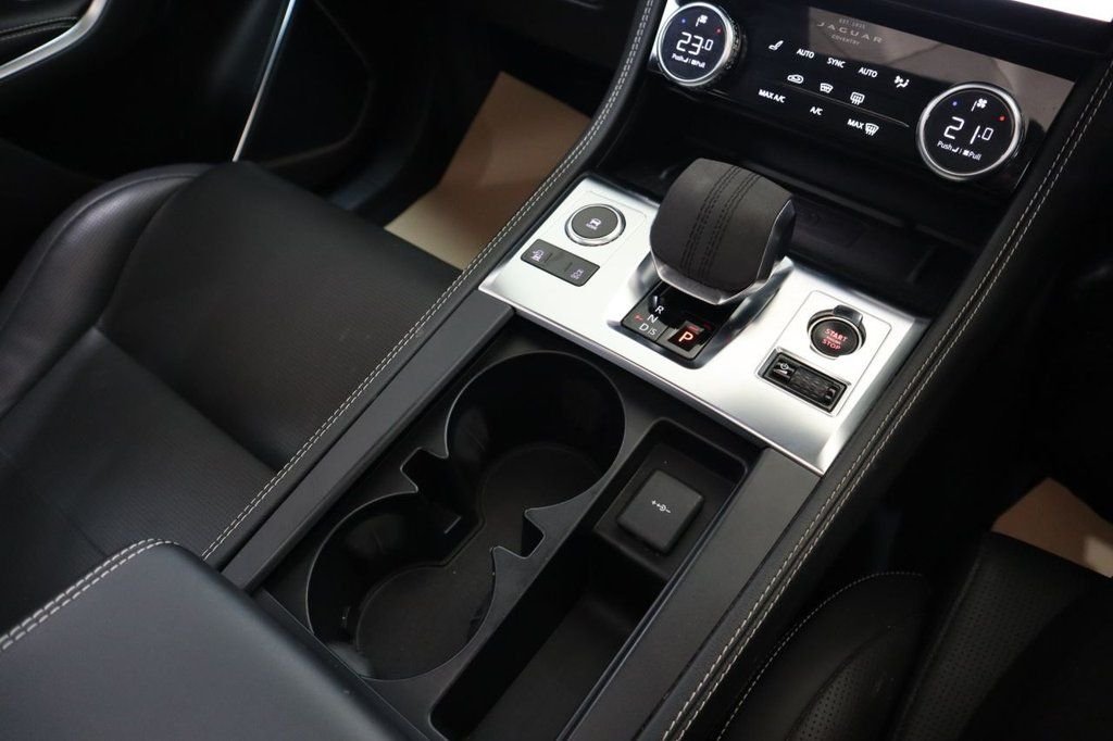 Used Jaguar F-Pace 2022 for sale - 77995356: Photo 16