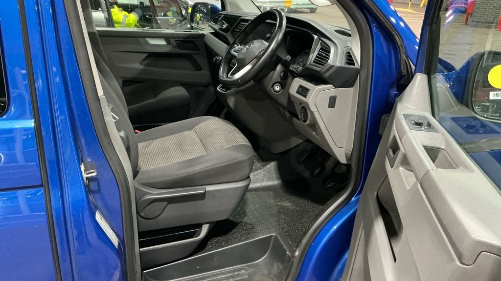 Used Volkswagen Transporter 2020 for sale - 77256078: Photo 11