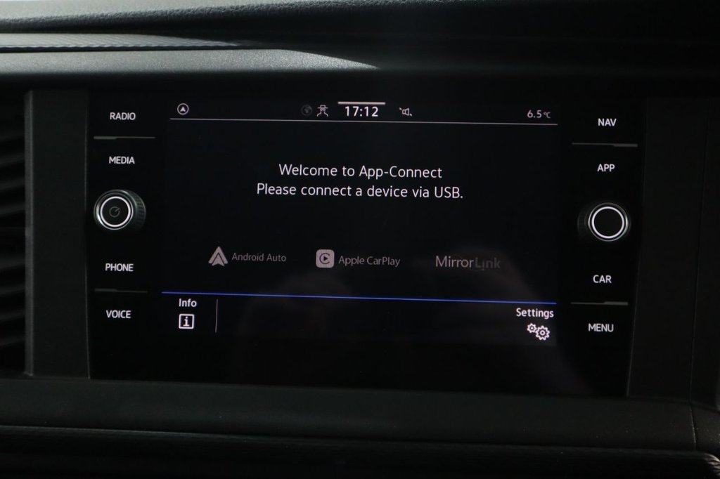 Used Volkswagen Transporter 2020 for sale - 77256078: Photo 32