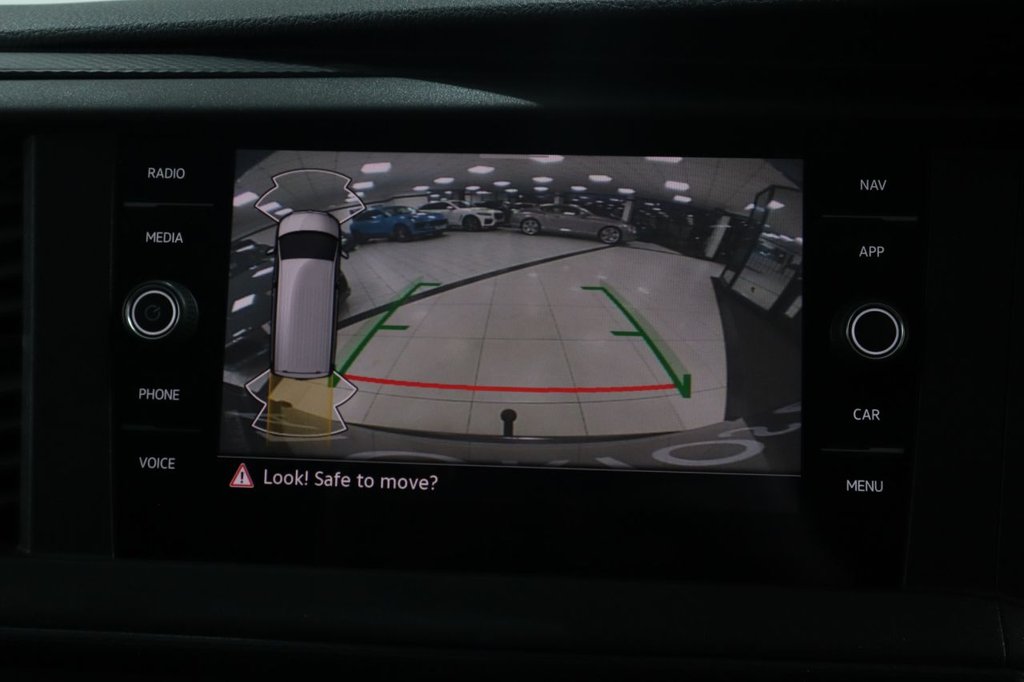 Used Volkswagen Transporter 2020 for sale - 77256078: Photo 36