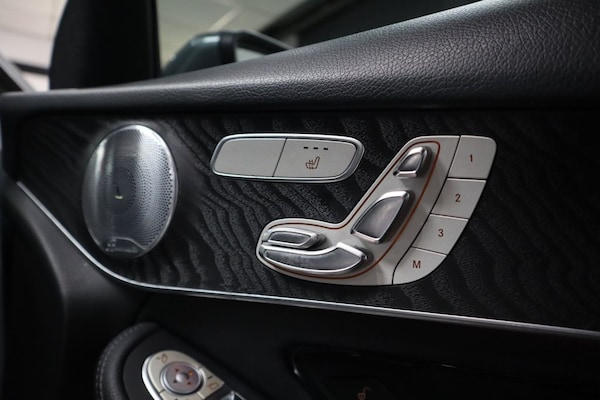 Used Mercedes-Benz GLC 2018 for sale - 76303715: Photo 12