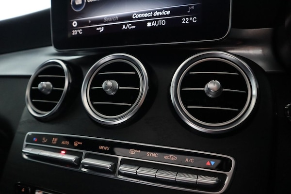 Used Mercedes-Benz GLC 2018 for sale - 76303715: Photo 23