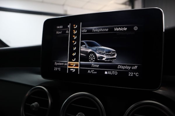 Used Mercedes-Benz GLC 2018 for sale - 76303715: Photo 37
