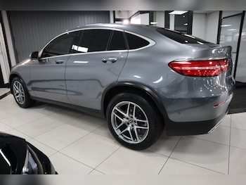 Used Mercedes-Benz GLC 2018 for sale - 76303715: Photo 3