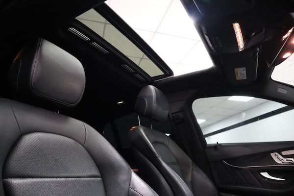 Used Mercedes-Benz GLC 2018 for sale - 76303715: Photo 4