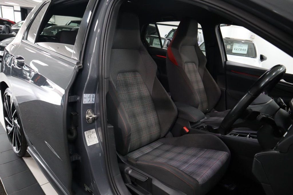 Used Volkswagen Golf 2020 for sale - 77422347: Photo 4