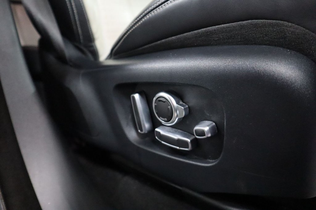 Used Land Rover Range Rover Velar 2019 for sale - 76868085: Photo 29