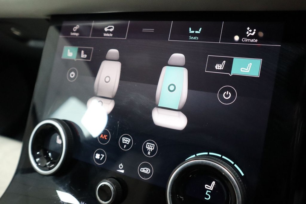 Used Land Rover Range Rover Velar 2019 for sale - 76868085: Photo 44