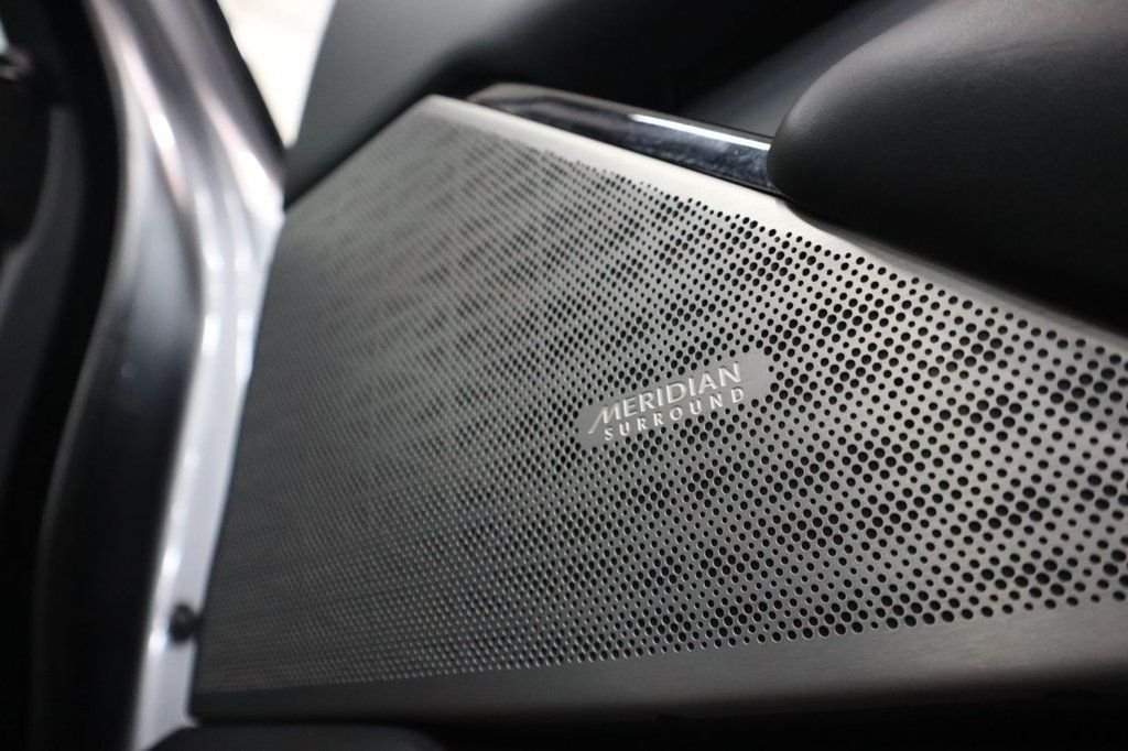 Used Land Rover Range Rover Velar 2021 for sale - 76132655: Photo 19