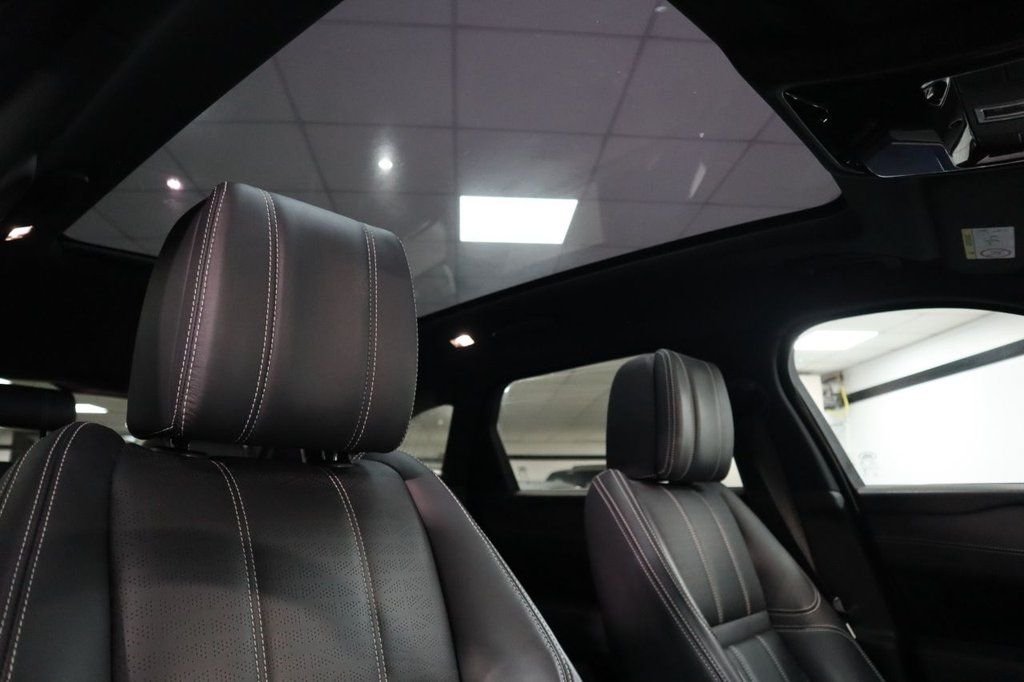 Used Land Rover Range Rover Velar 2019 for sale - 77227124: Photo 4