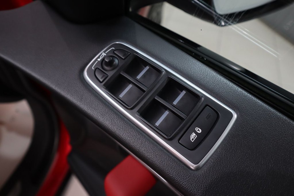 Used Jaguar F-Pace 2017 for sale - 77161839: Photo 14