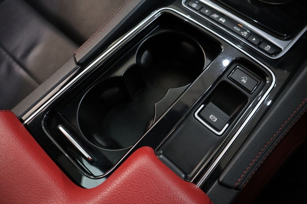 Used Jaguar F-Pace 2017 for sale - 77161839: Photo 33