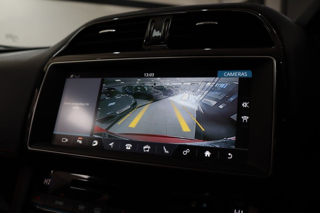 Used Jaguar F-Pace 2017 for sale - 77161839: Photo 45