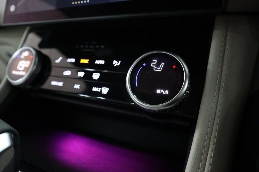 Used Jaguar F-Pace 2023 for sale - 78097093: Photo 17