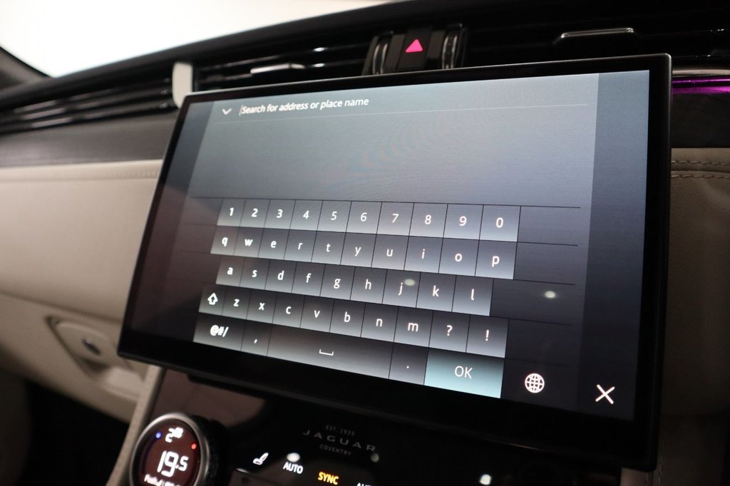 Used Jaguar F-Pace 2021 for sale - 75973994: Photo 38