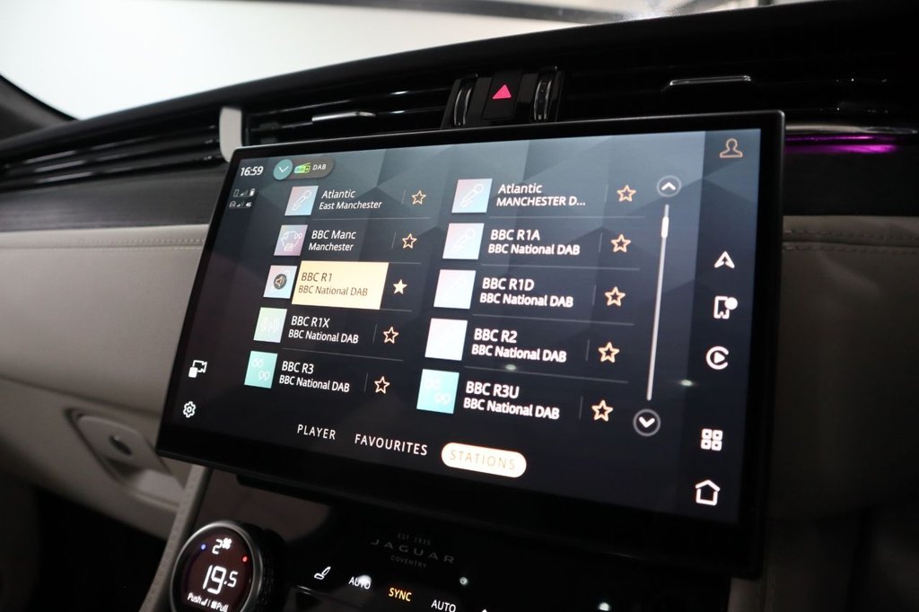 Used Jaguar F-Pace 2021 for sale - 75973994: Photo 40