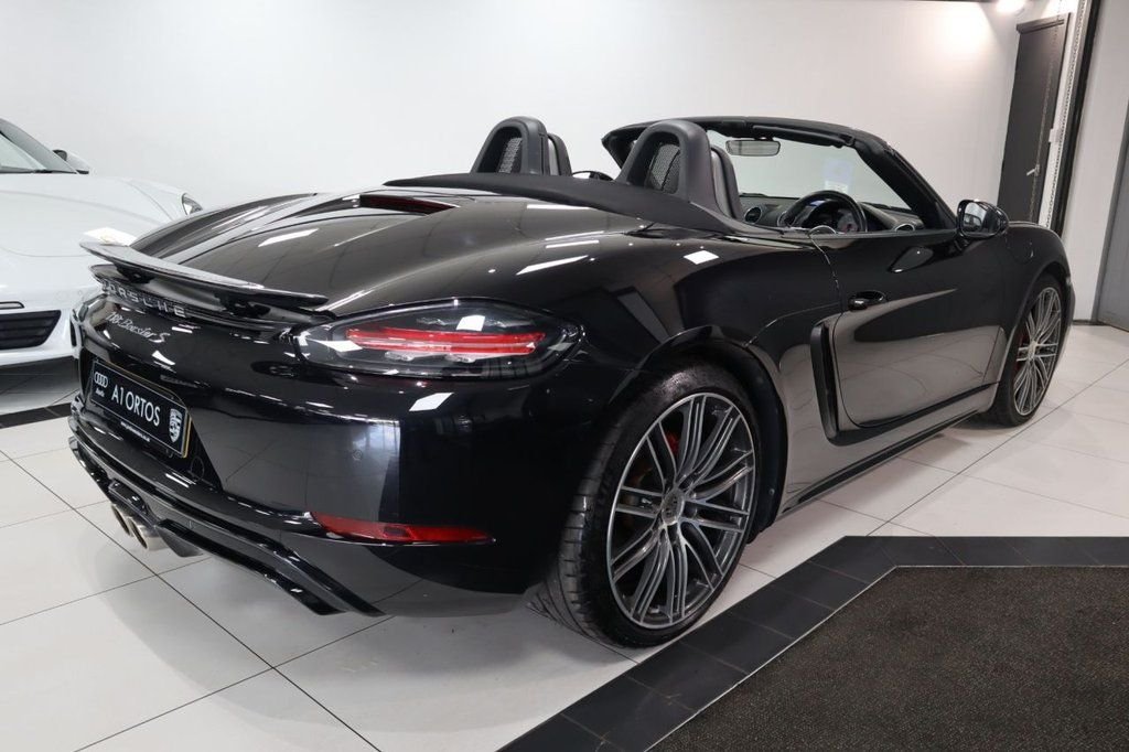 Used Porsche 718 Boxster 2019 for sale - 76430156: Photo 12