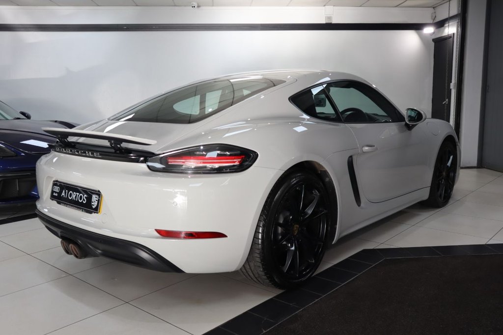 Used Porsche Cayman 2019 for sale - 77313473: Photo 12