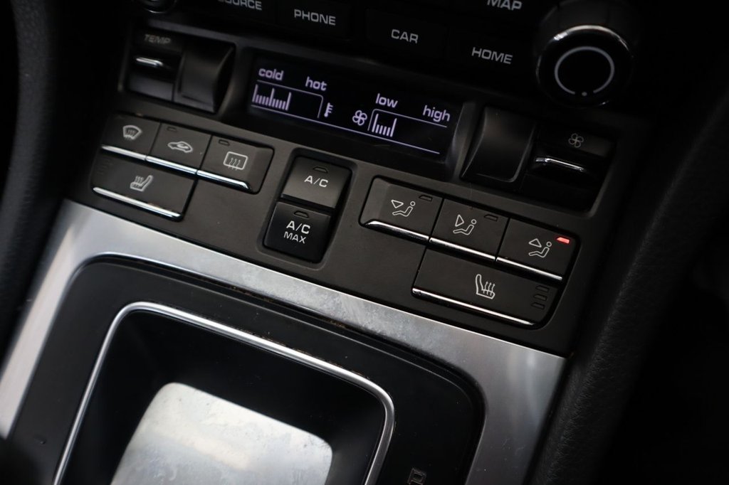 Used Porsche Cayman 2019 for sale - 77313473: Photo 30