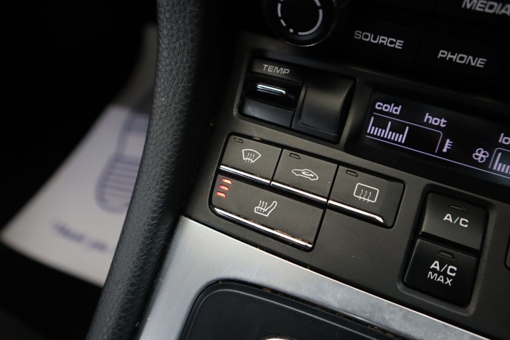 Used Porsche Cayman 2019 for sale - 77313473: Photo 31