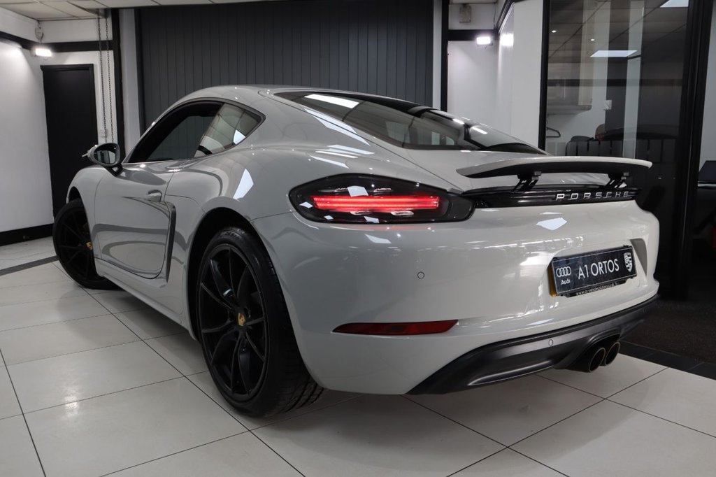 Used Porsche Cayman 2019 for sale - 77313473: Photo 40
