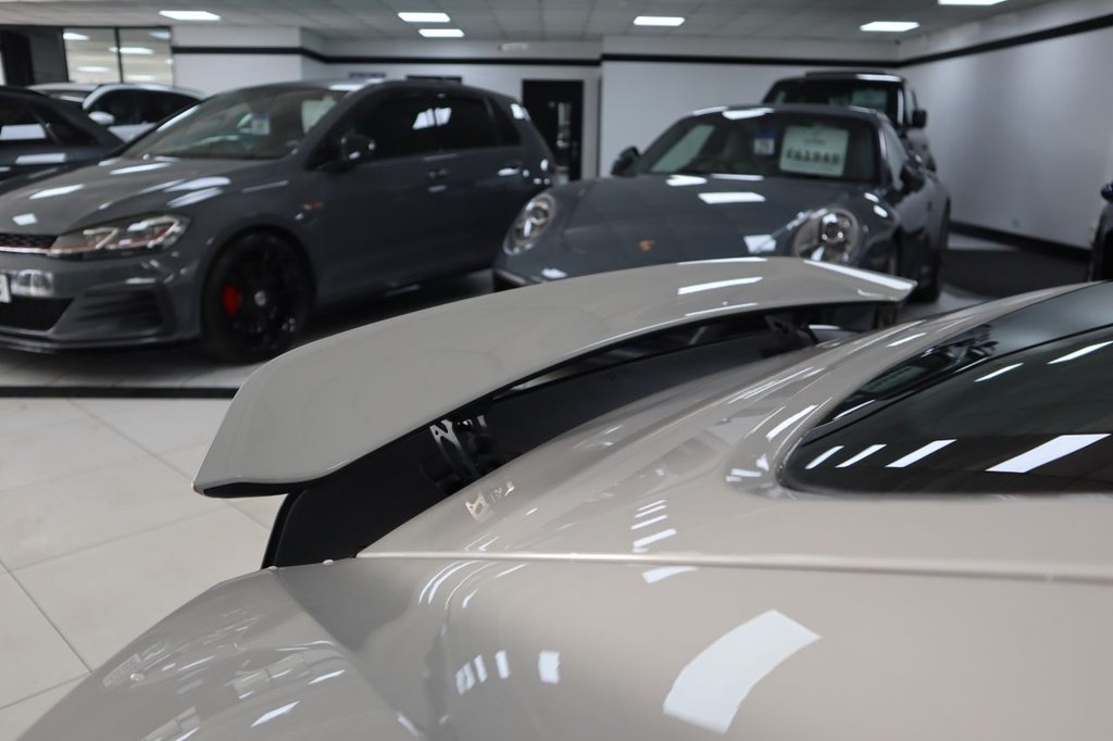 Used Porsche Cayman 2019 for sale - 77313473: Photo 41