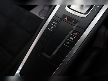 Used Porsche Cayman 2019 for sale - 77313473: Photo