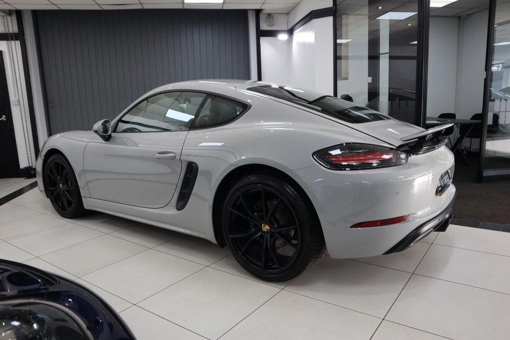 Used Porsche Cayman 2019 for sale - 77313473: Photo 7