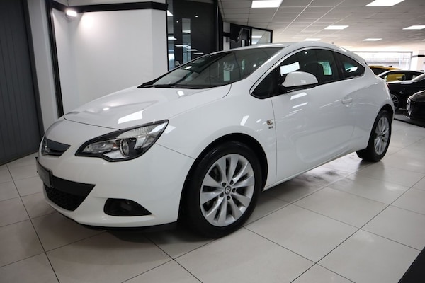 Used Vauxhall Astra GTC 2015 for sale - 76245387: Photo 3