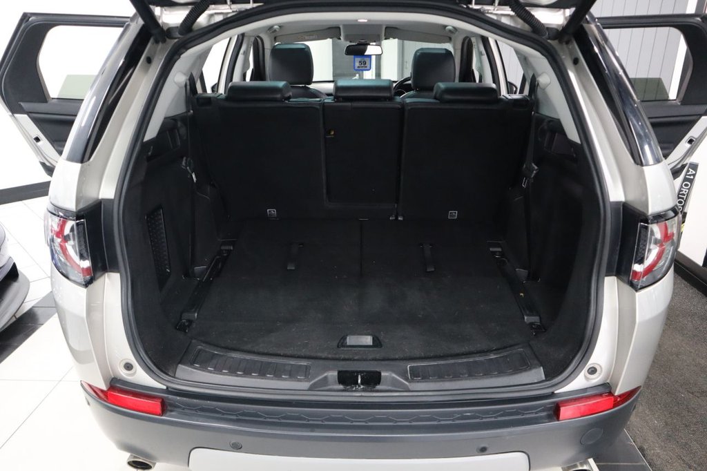 Used Land Rover Discovery Sport 2017 for sale - 77153910: Photo 17