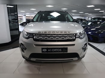 Used Land Rover Discovery Sport 2017 for sale - 77153910: Photo