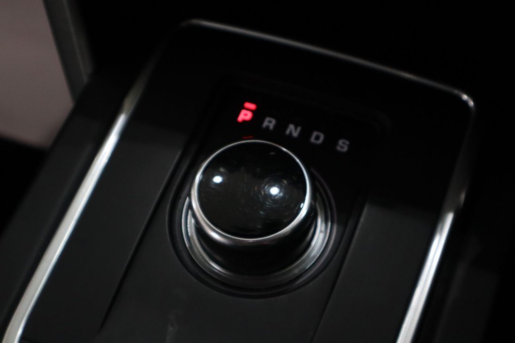 Used Land Rover Discovery Sport 2017 for sale - 77153910: Photo 31