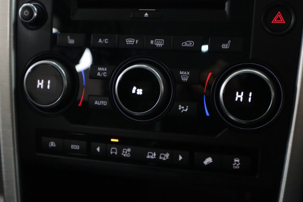 Used Land Rover Discovery Sport 2017 for sale - 77153910: Photo 32