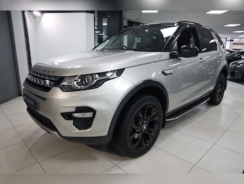 Used Land Rover Discovery Sport 2017 for sale - 77153910: Photo