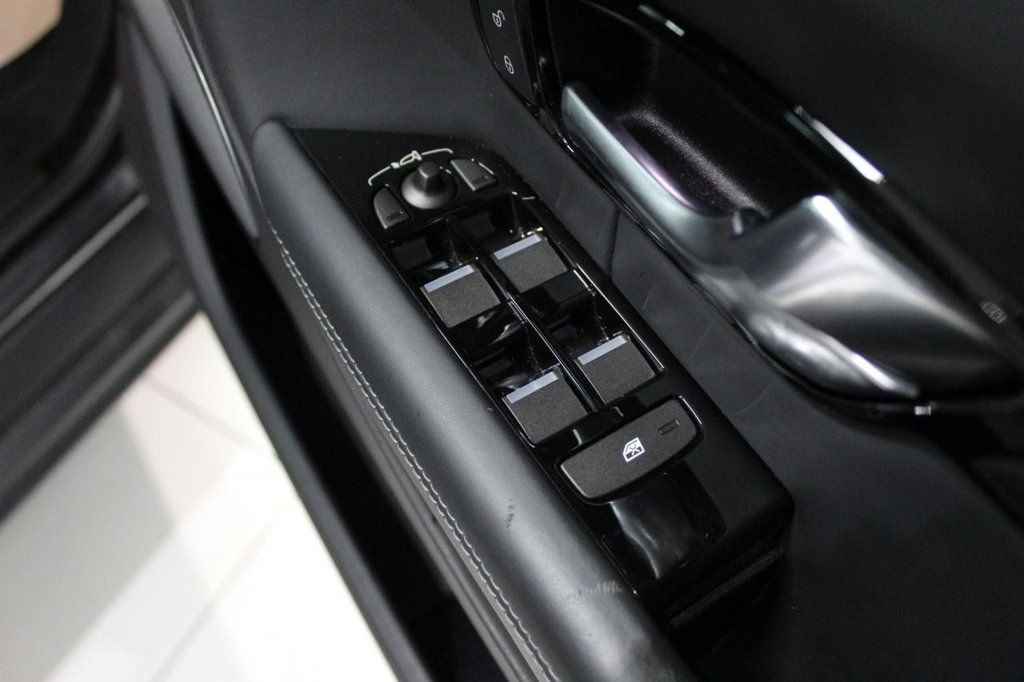 Used Land Rover Range Rover Evoque 2018 for sale - 76559277: Photo 11