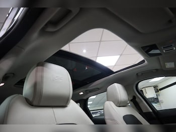 Used Jaguar F-Pace 2019 for sale - 78358727: Photo