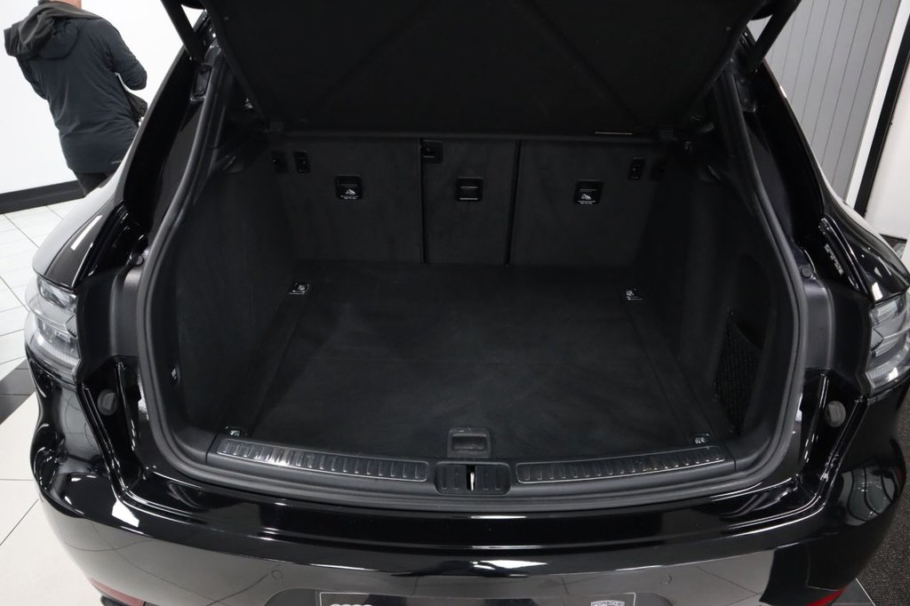 Used Porsche Macan 2019 for sale - 75911232: Photo 29