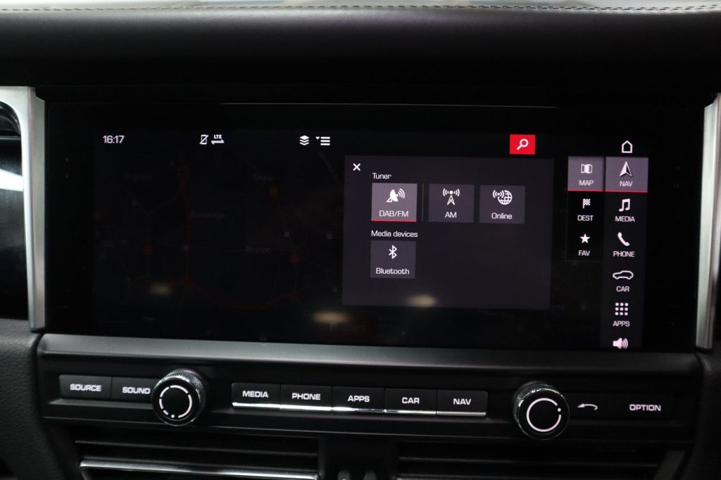 Used Porsche Macan 2019 for sale - 75911232: Photo 35