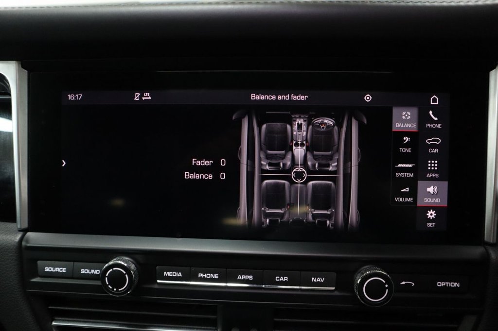 Used Porsche Macan 2019 for sale - 75911232: Photo 38