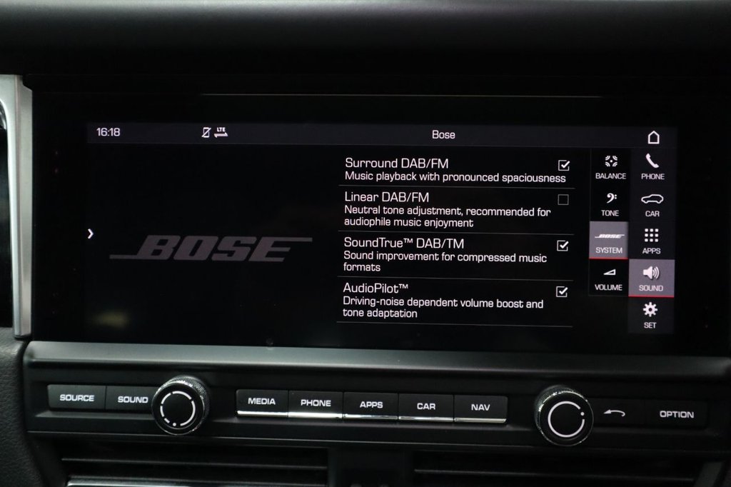 Used Porsche Macan 2019 for sale - 75911232: Photo 39