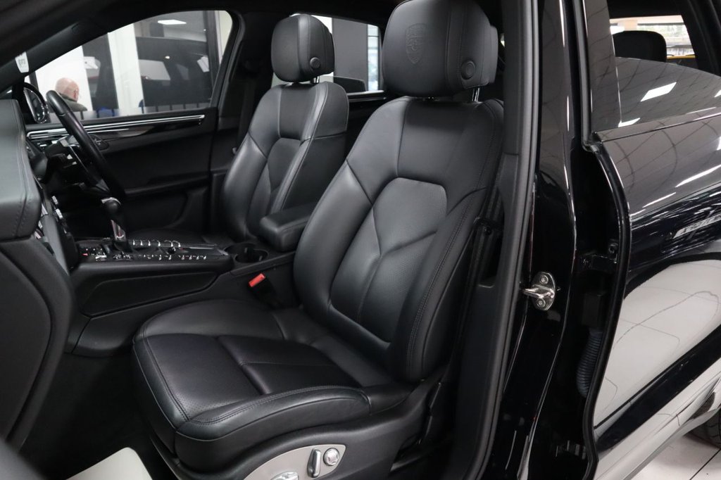 Used Porsche Macan 2019 for sale - 75911232: Photo 45