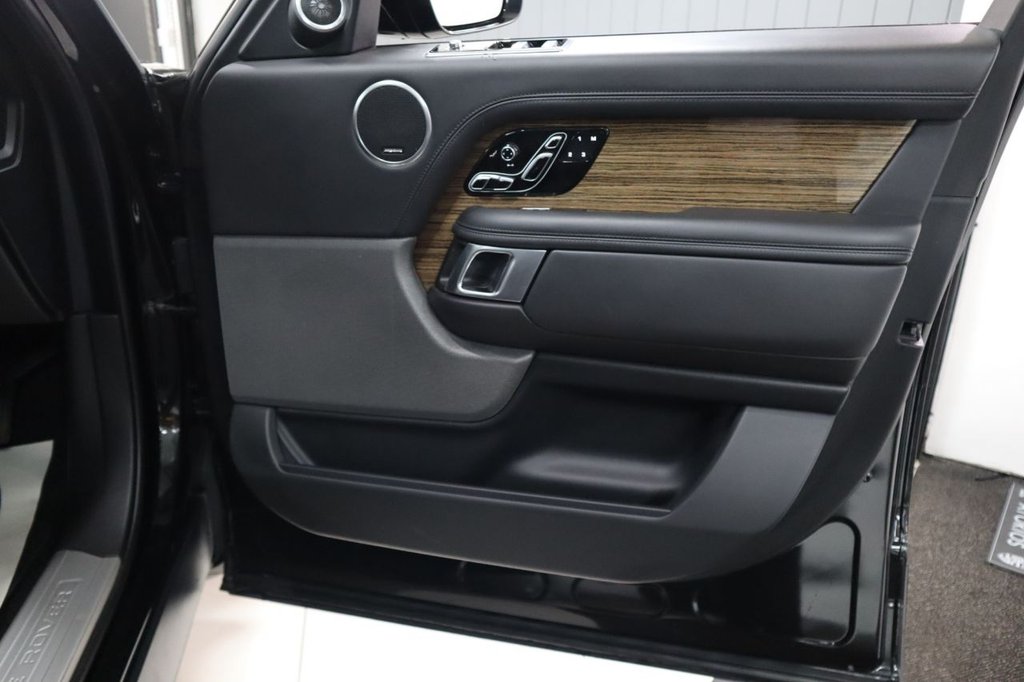 Used Land Rover Range Rover 2019 for sale - 76617588: Photo 37