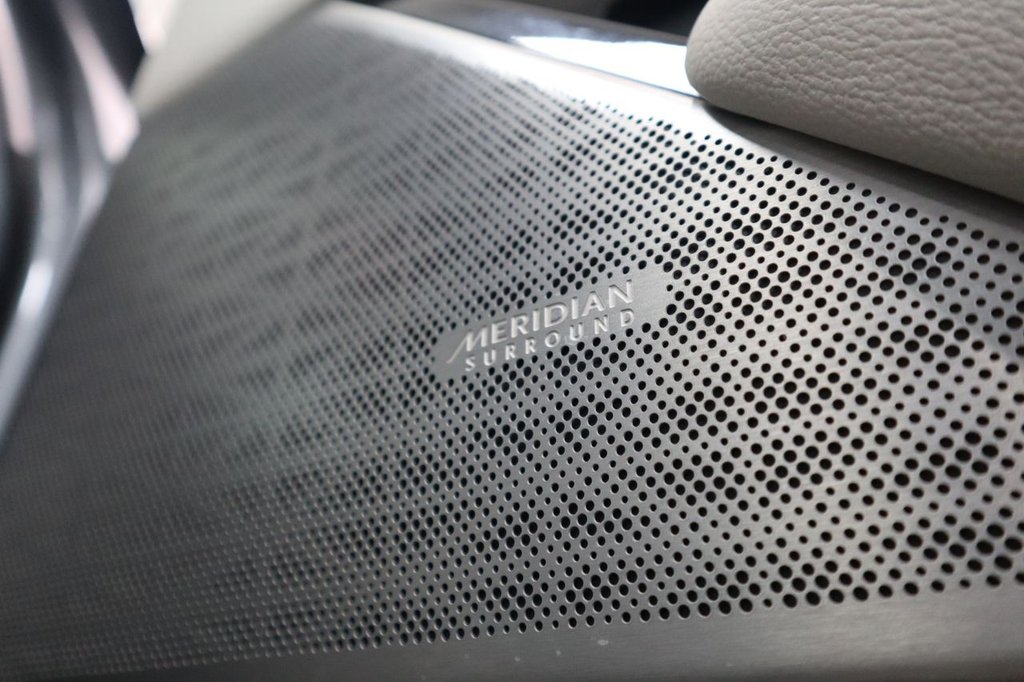 Used Land Rover Range Rover Velar 2018 for sale - 76973262: Photo 18