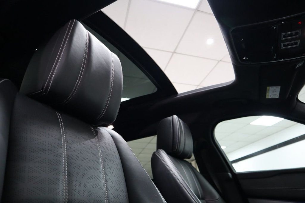 Used Land Rover Range Rover Velar 2019 for sale - 77512445: Photo 4