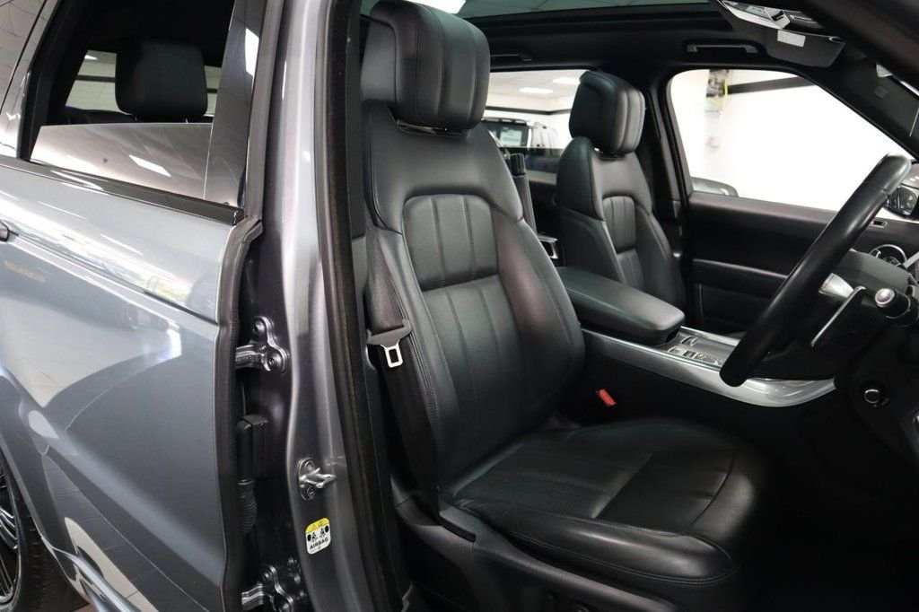 Used Land Rover Range Rover Sport 2019 for sale - 76406727: Photo 14
