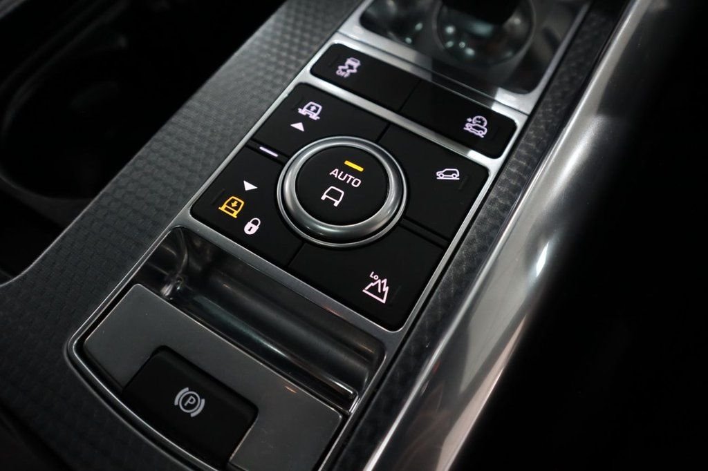 Used Land Rover Range Rover Sport 2019 for sale - 76406727: Photo 25