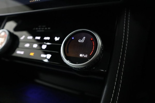 Used Jaguar F-Pace 2023 for sale - 75565162: Photo 37