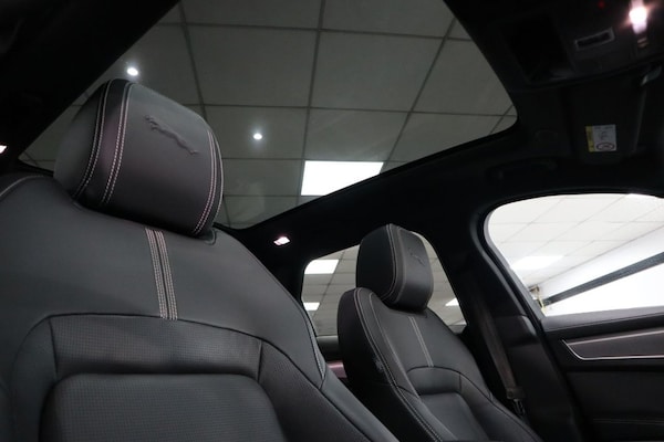 Used Jaguar F-Pace 2023 for sale - 75565162: Photo 4