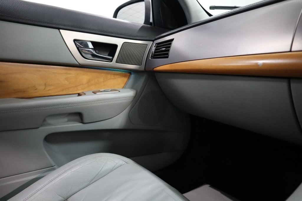 Used Jaguar XF 2008 for sale - 77064797: Photo 25